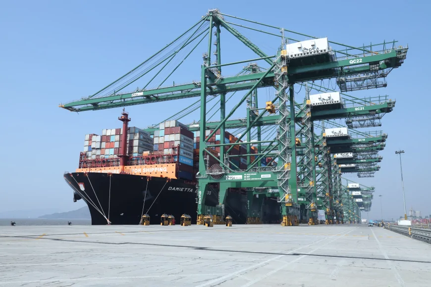 JNPA’s Container Terminal, PSA Mumbai Welcomes  Global Feeder Shipping’s JJS Service