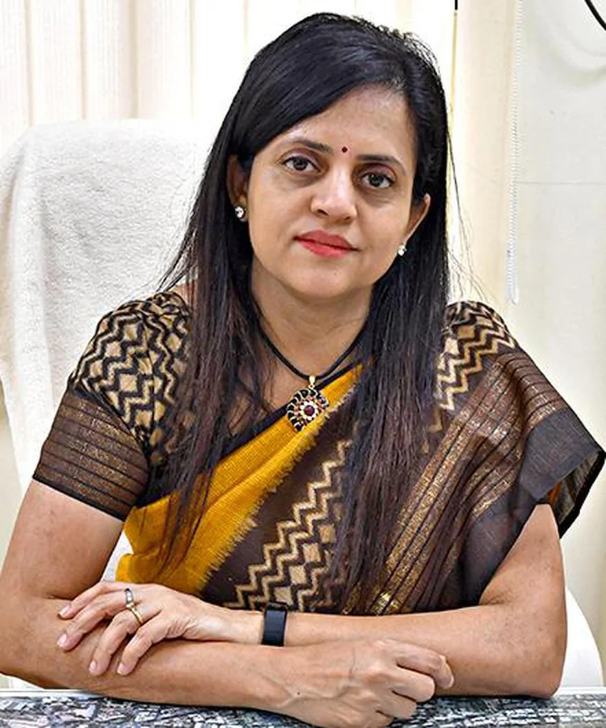 Ashwini Bhide Becomes First Woman Commissioner of BMC